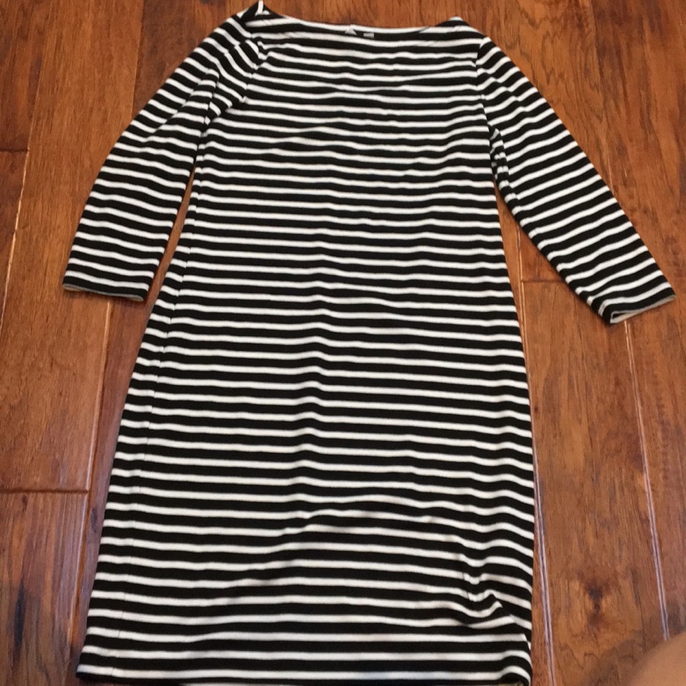 STRIPED LONG SLEEVED DRESS